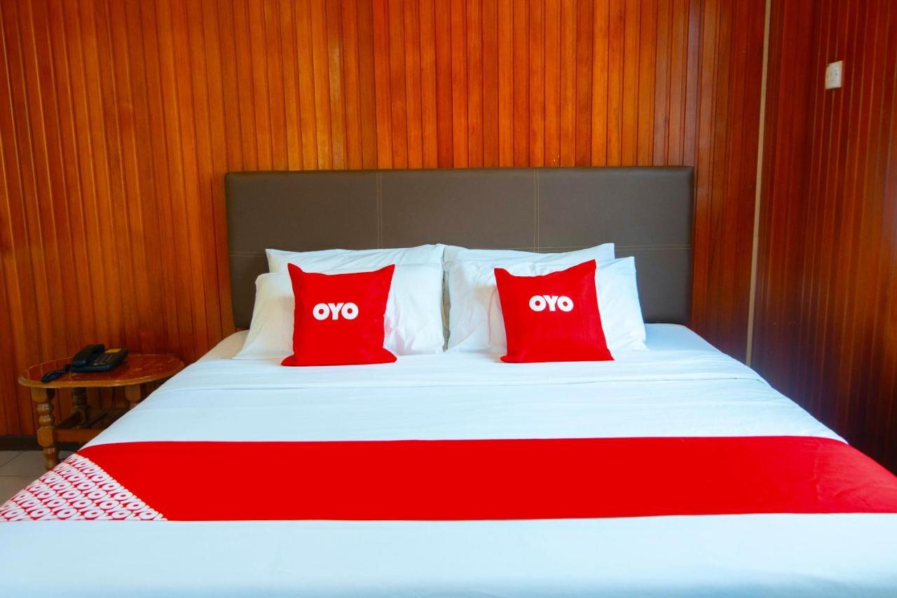 Oyo 89577 Kristal Hotel Keningau Екстер'єр фото