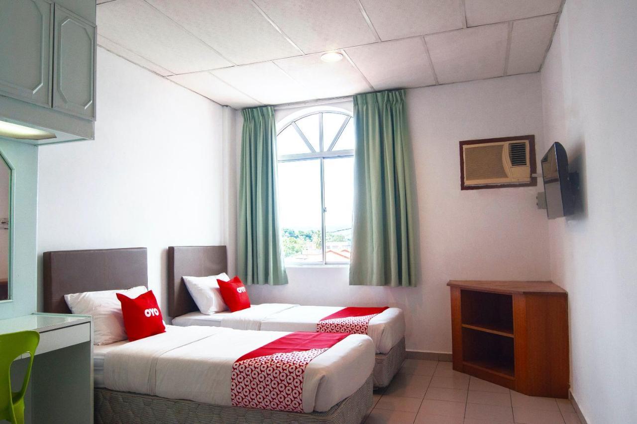 Oyo 89577 Kristal Hotel Keningau Екстер'єр фото